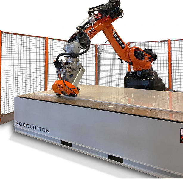 Innovative Lösungen in der Steinschneide-Industrie: 100 Roboter für BACA Systems in Nordamerika